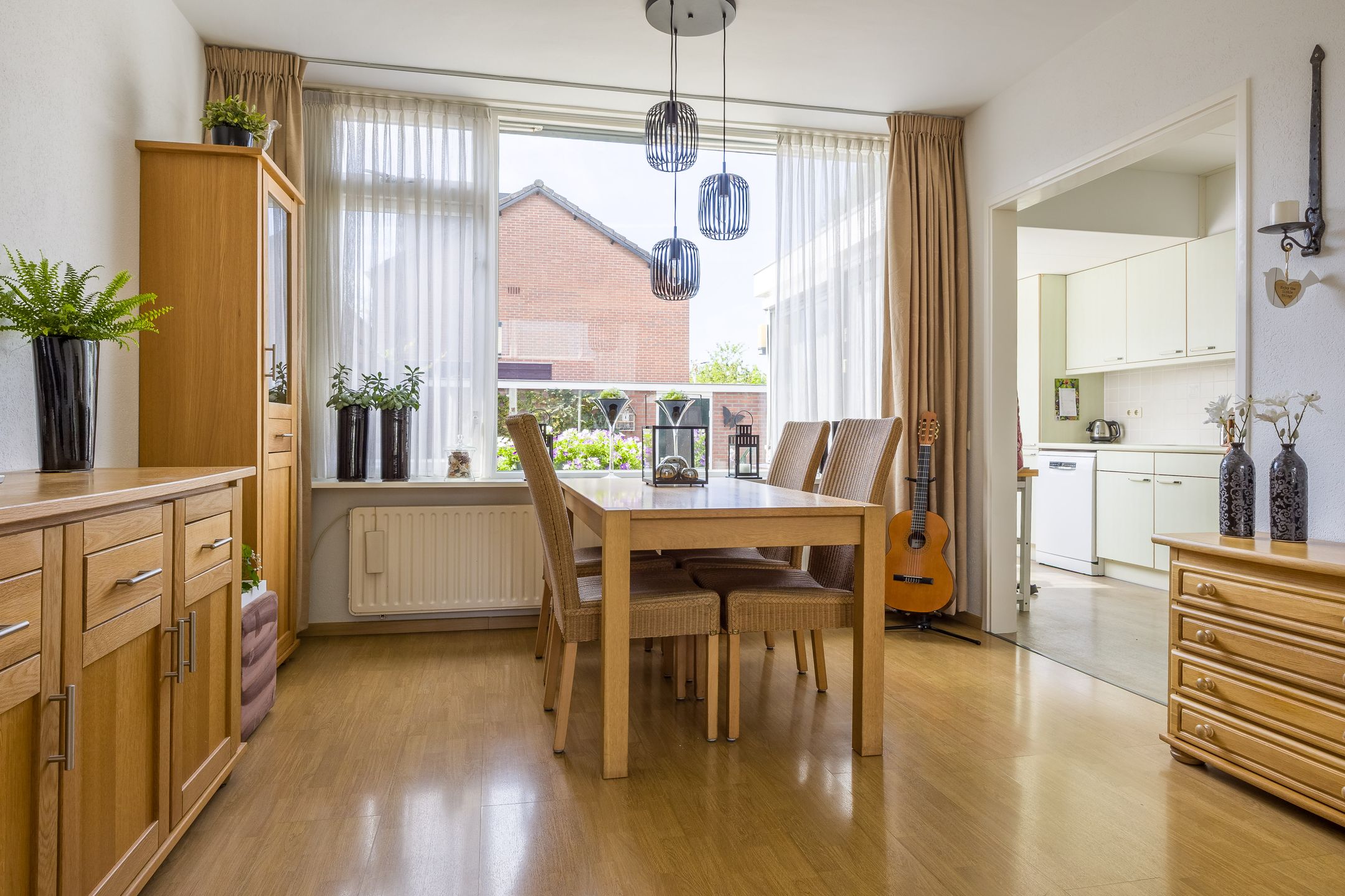 Foto 6 van Burg W E v Weedelaan 12