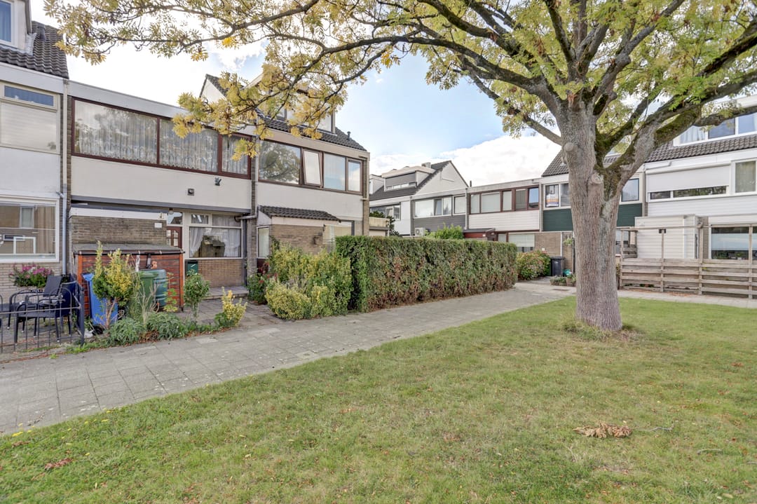 Photo 2 of Smallandstraat 14