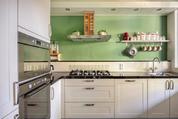 Photo 13 of Voornestraat 49