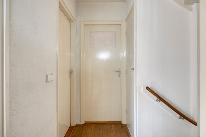 Photo 15 of Voornestraat 49