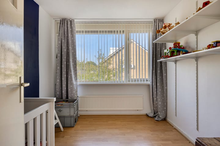 Photo 22 of Voornestraat 49