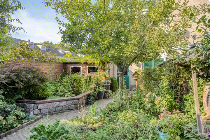 Photo 30 of Voornestraat 49