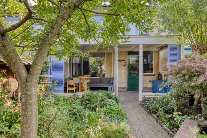 Photo 32 of Voornestraat 49