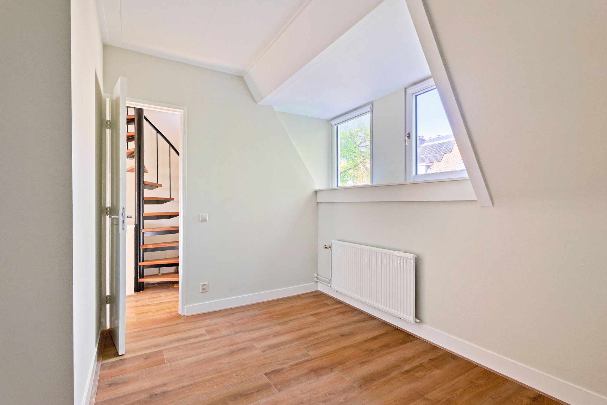 Foto 18 van Newtonstraat 58-1