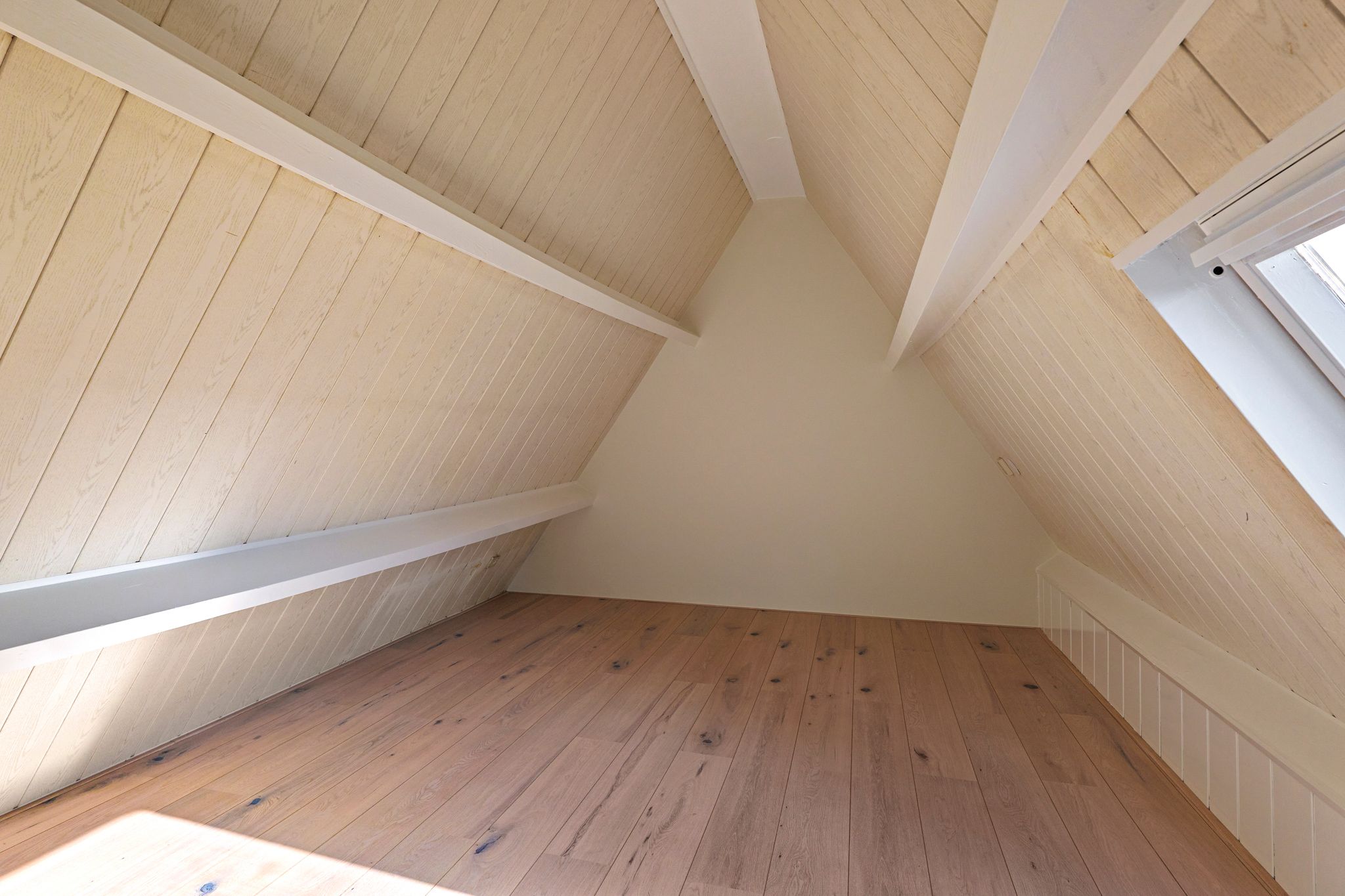 Foto 24 van Newtonstraat 58-1