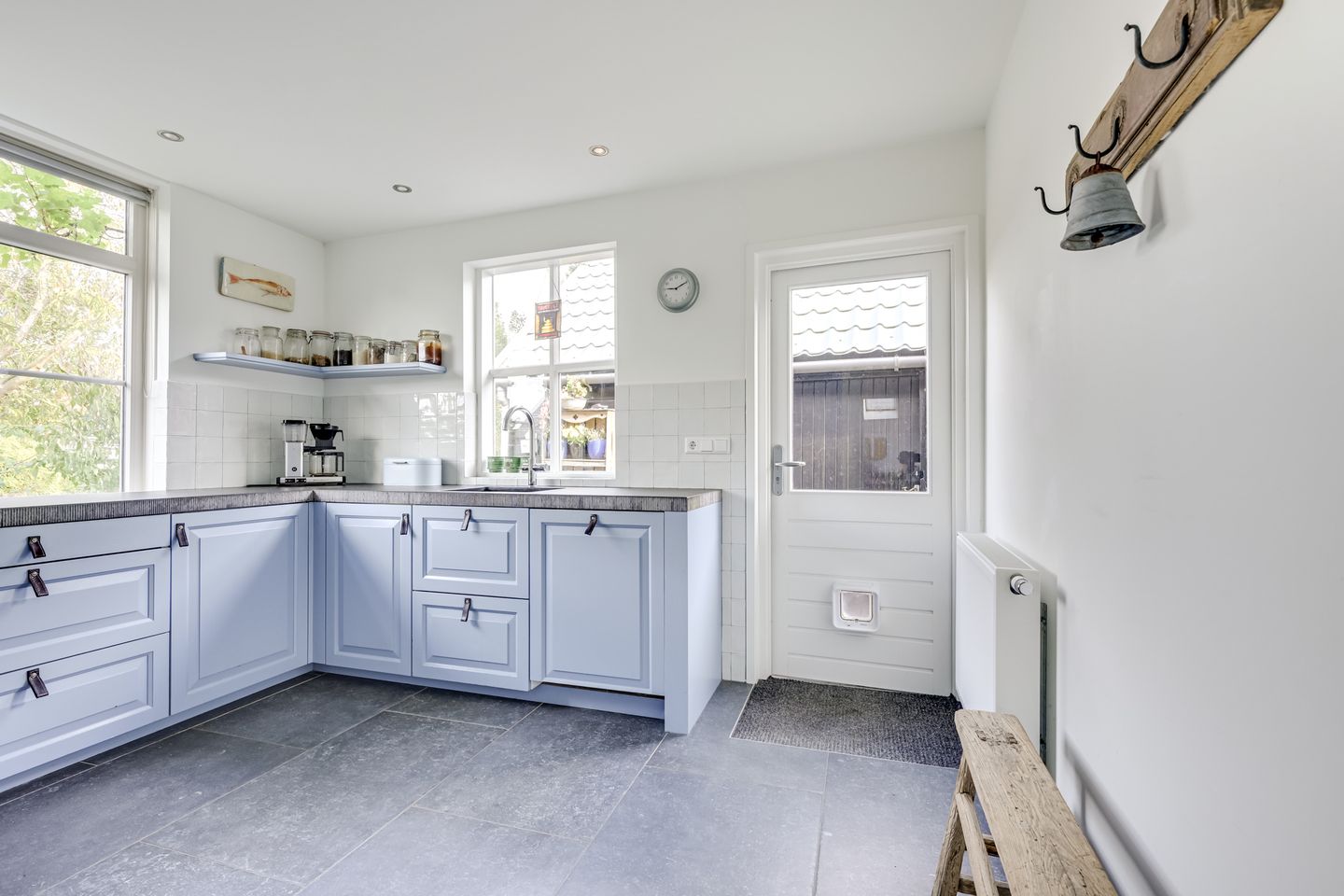 Foto 20 van Dorpsweg 11