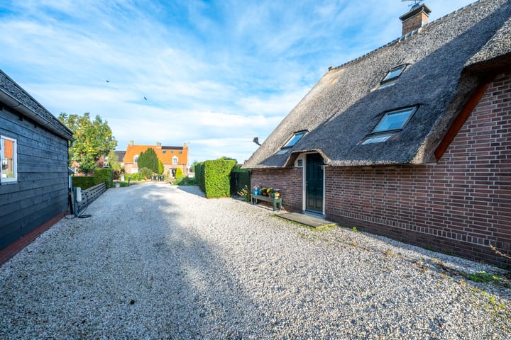 Foto 61 van Dorpsweg 11