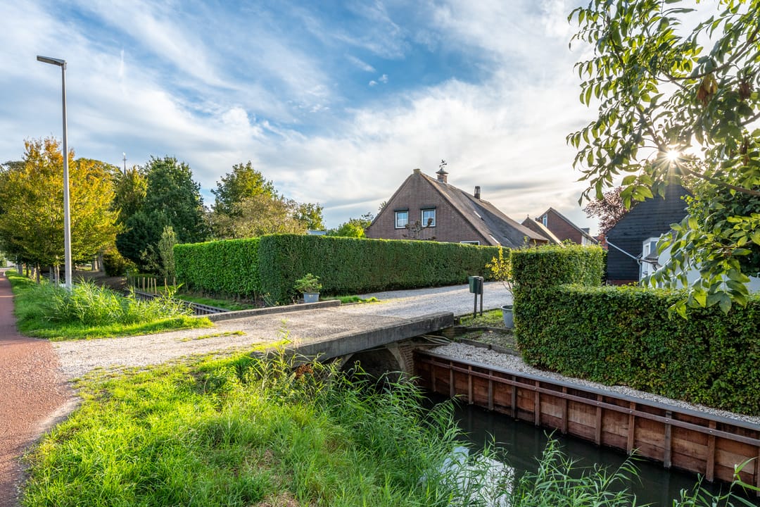 Foto 68 van Dorpsweg 11