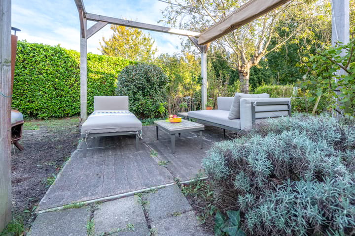 Foto 75 van Dorpsweg 11