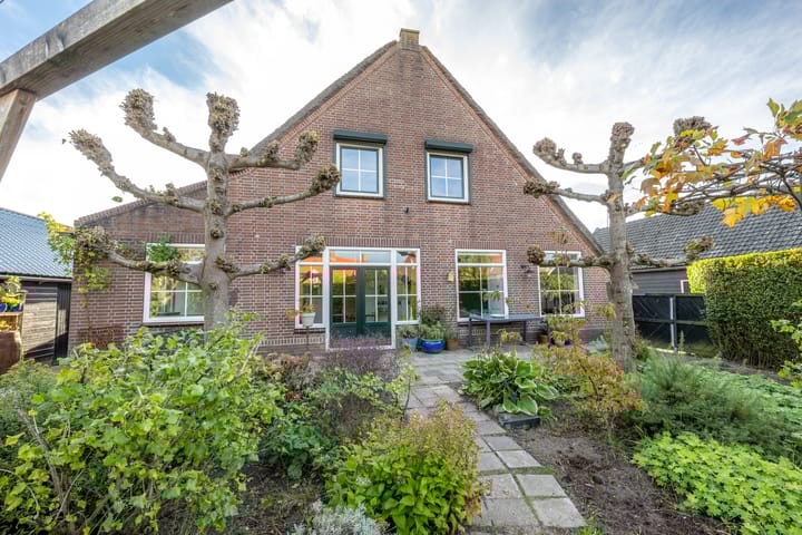 Foto 76 van Dorpsweg 11