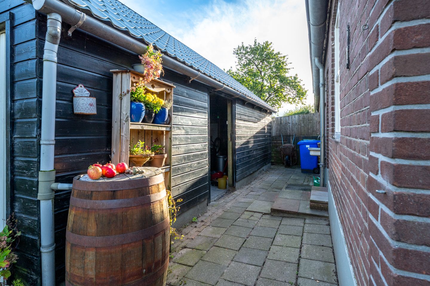 Foto 80 van Dorpsweg 11