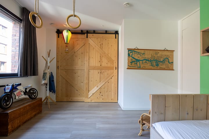 Photo 23 of Sint-Jobskade 982