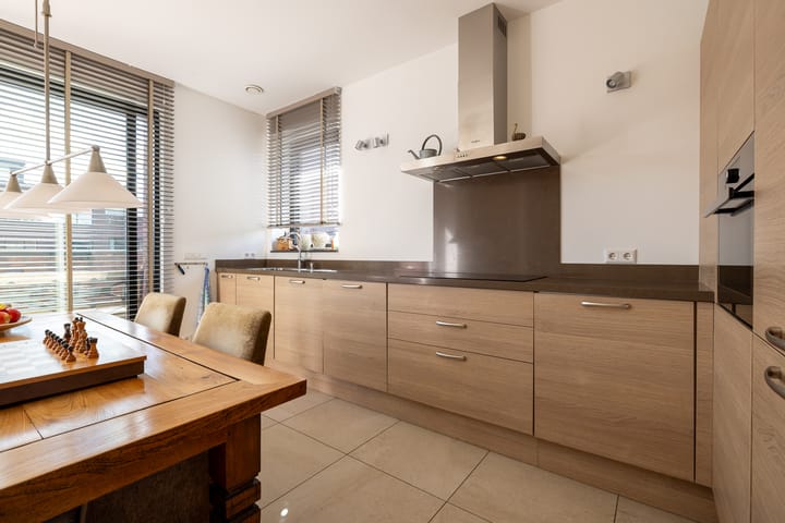 Photo 38 of Sint-Jobskade 982