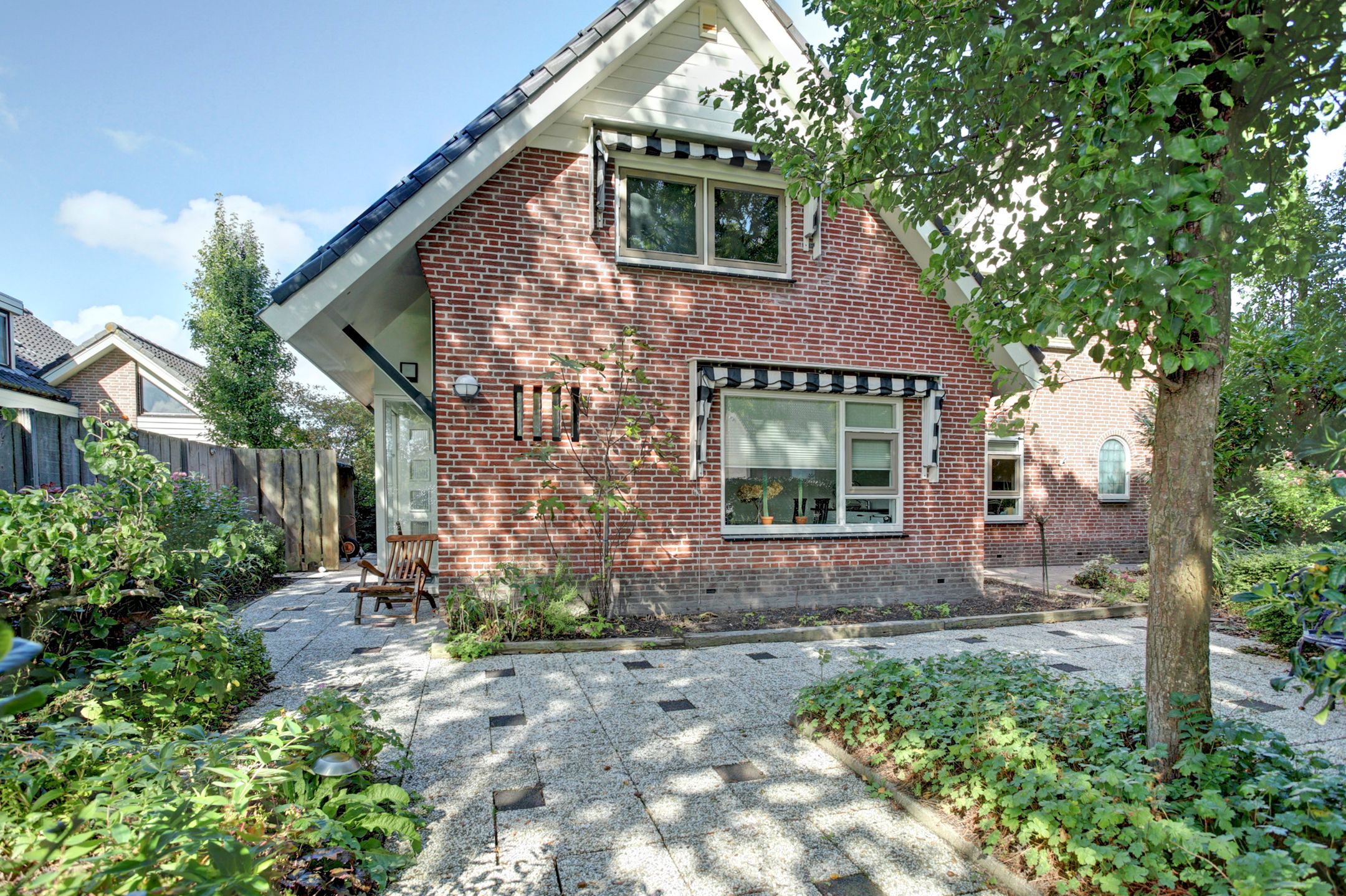 Foto 3 van Pastoor Cleerbesemlaan 9