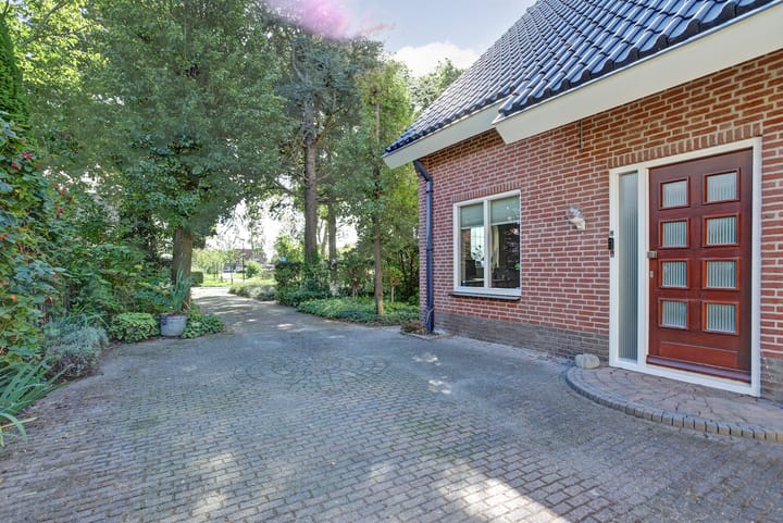 Vrijstaande woning te koop: Pastoor Cleerbesemlaan 9, 'T Veld