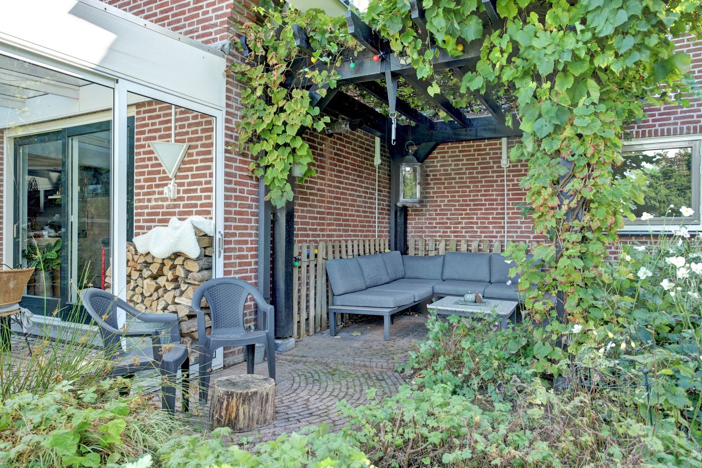 Foto 59 van Pastoor Cleerbesemlaan 9