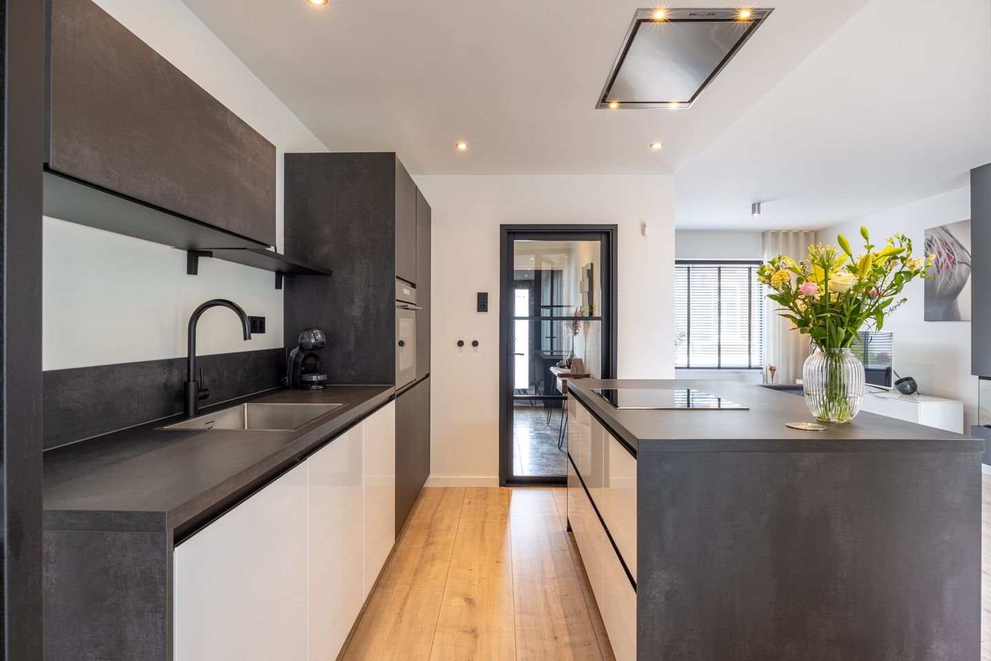 Foto 14 van Raadhuisstraat 48