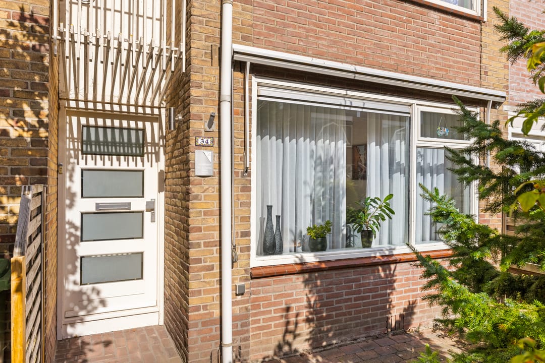 Foto 2 van Burgemeester Bratstraat 34