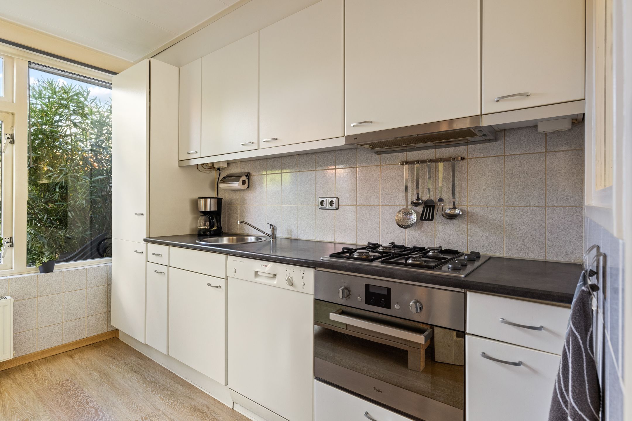 Foto 9 van Burgemeester Bratstraat 34