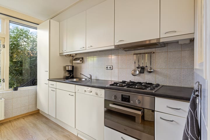 Foto 9 van Burgemeester Bratstraat 34