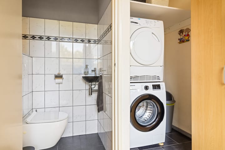 Foto 14 van Burgemeester Bratstraat 34