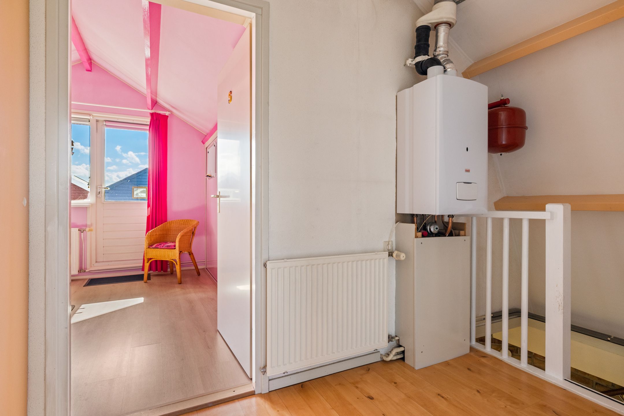 Foto 39 van Burgemeester Bratstraat 34