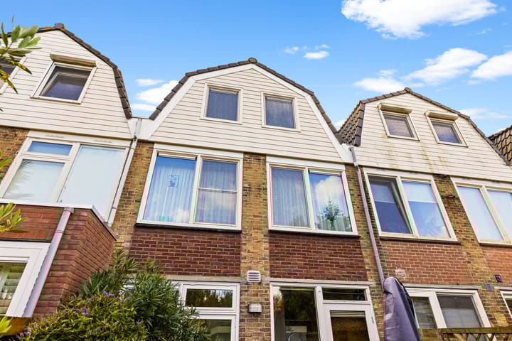 Foto 48 van Burgemeester Bratstraat 34