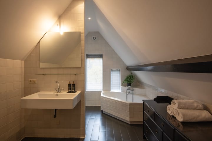 Photo 24 of 2e Beukenlaan 4