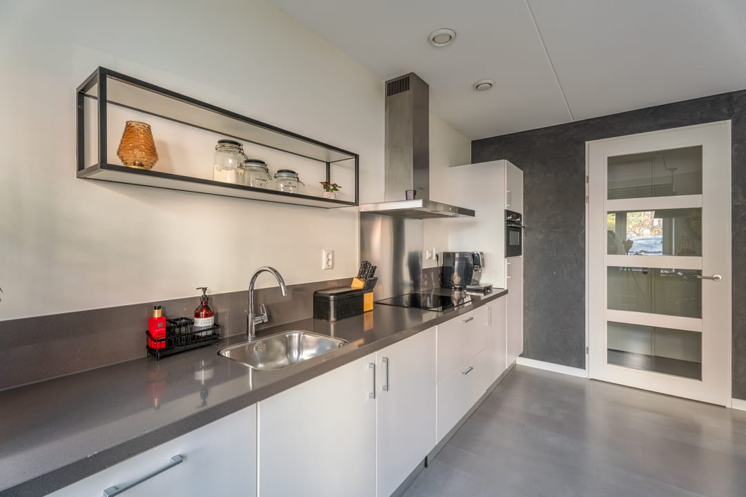 Photo 7 of De Klok 309