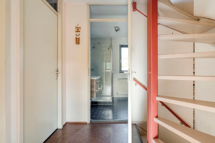 Photo 13 of M van Zwaanenburghstraat 38