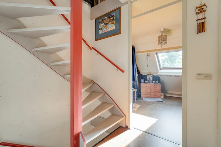 Photo 22 of M van Zwaanenburghstraat 38