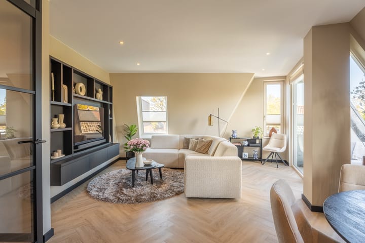 Photo 3 of E.E. van der Laanstraat 63