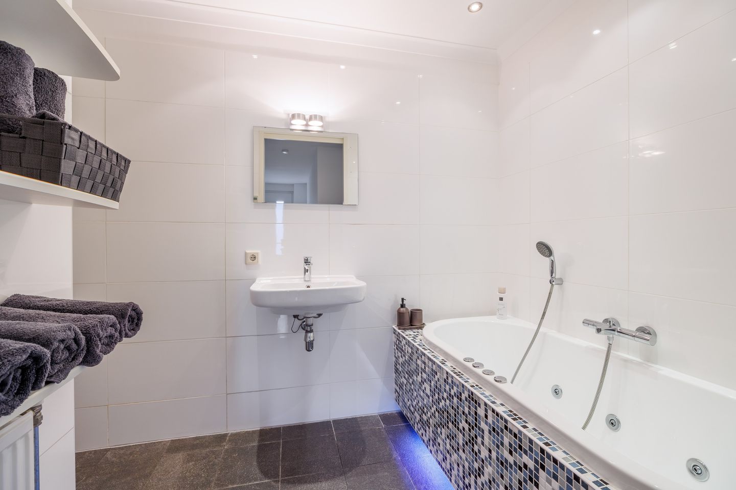 Foto 20 van Burgemeester Geradtslaan 5-A