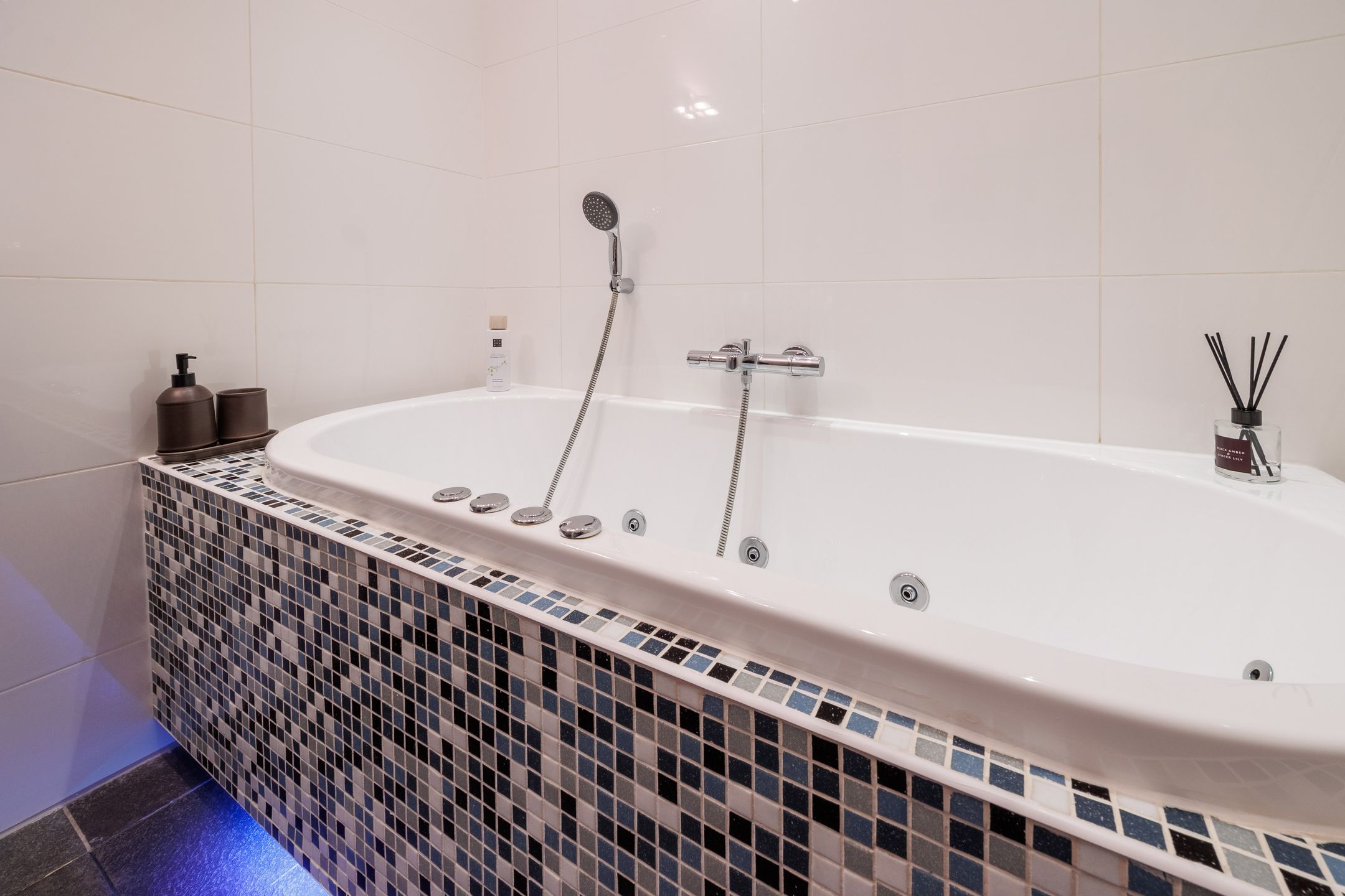 Foto 24 van Burgemeester Geradtslaan 5-A