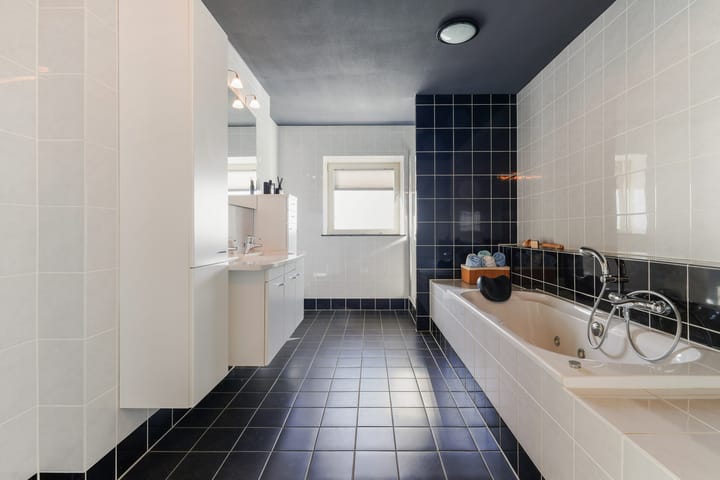 Foto 42 van Westpoint 151