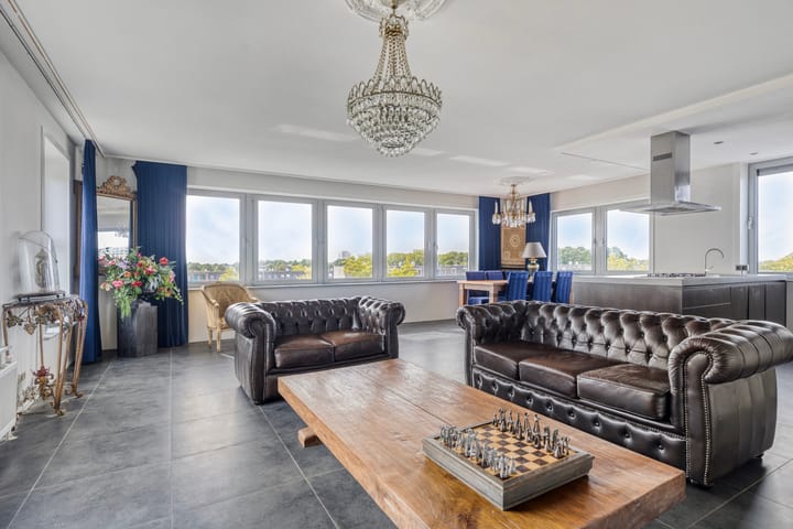 Photo 12 of Schoenerstraat 23