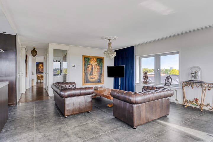 Photo 15 of Schoenerstraat 23