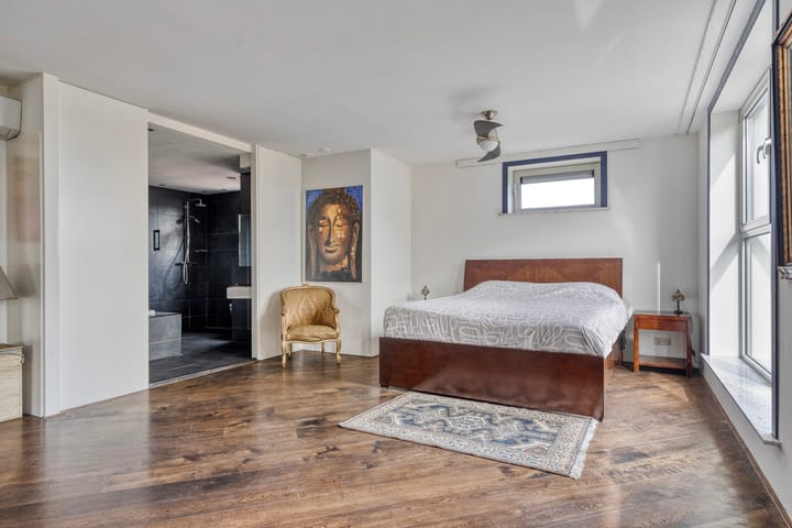 Photo 23 of Schoenerstraat 23