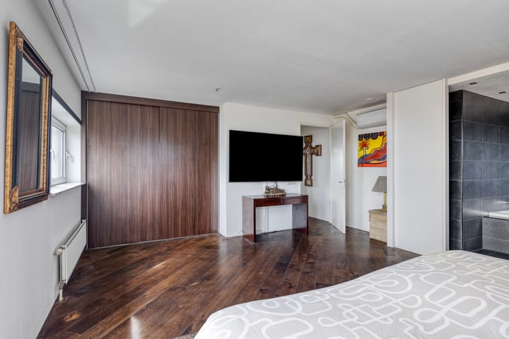 Photo 24 of Schoenerstraat 23