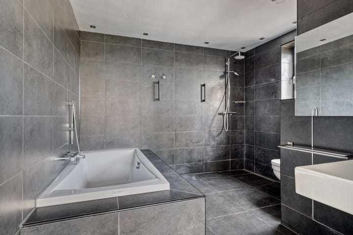 Photo 25 of Schoenerstraat 23