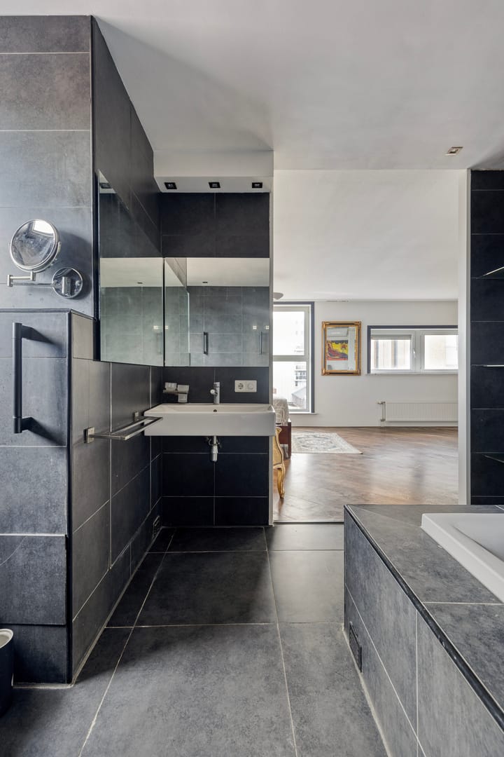 Photo 27 of Schoenerstraat 23