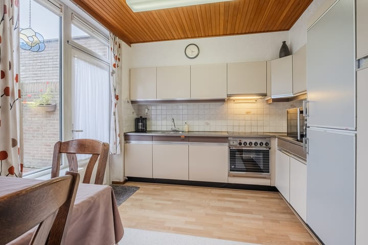 Foto 10 van Adriaen Banckertstraat 1