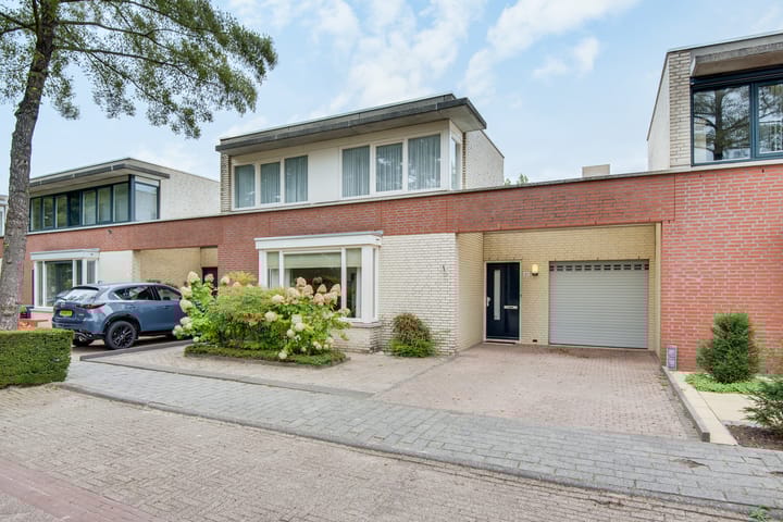 Schout van Gramsbergensingel 61 main image