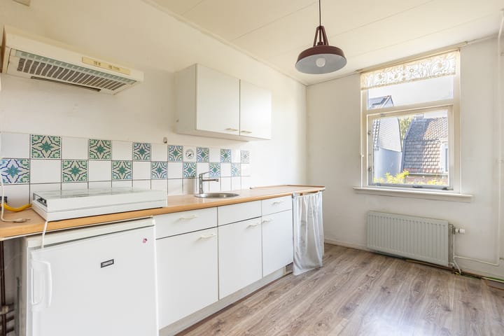 Photo 14 of Pauwenstraat 9