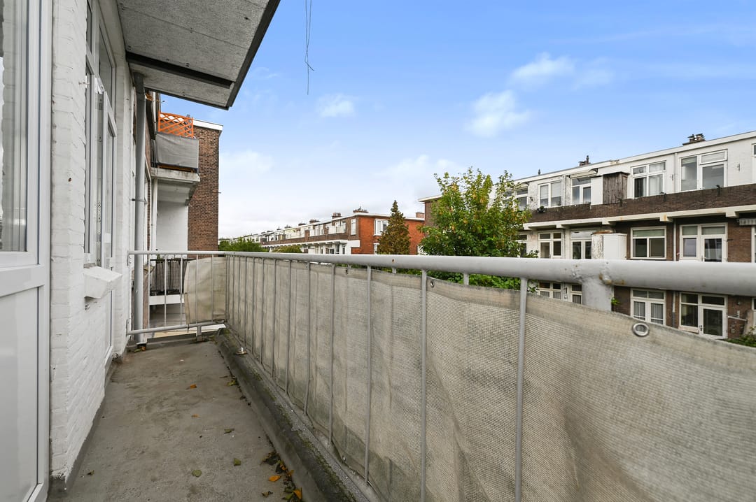 Photo 11 of van de Wateringelaan 104