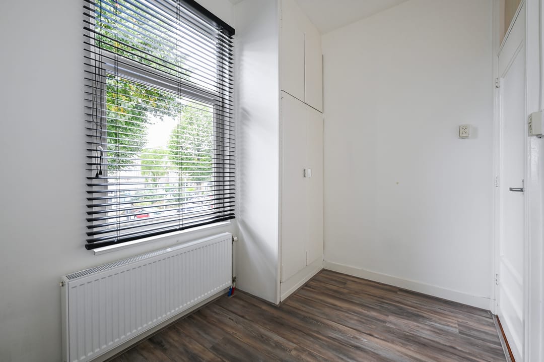 Photo 16 of van de Wateringelaan 104