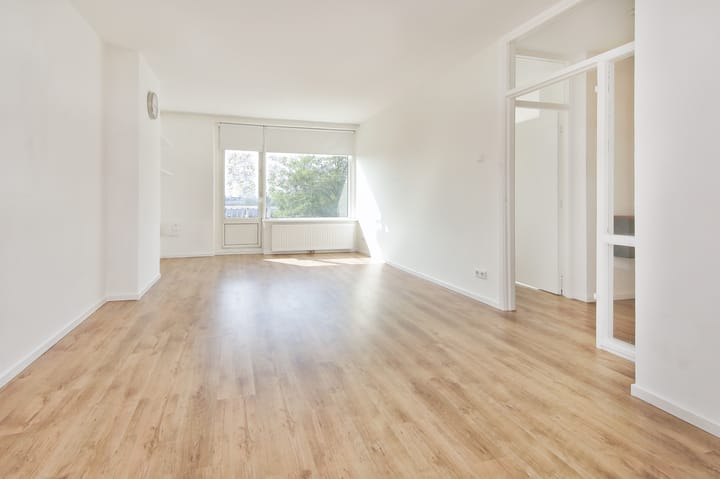 Foto 2 van Lorentzplein 6