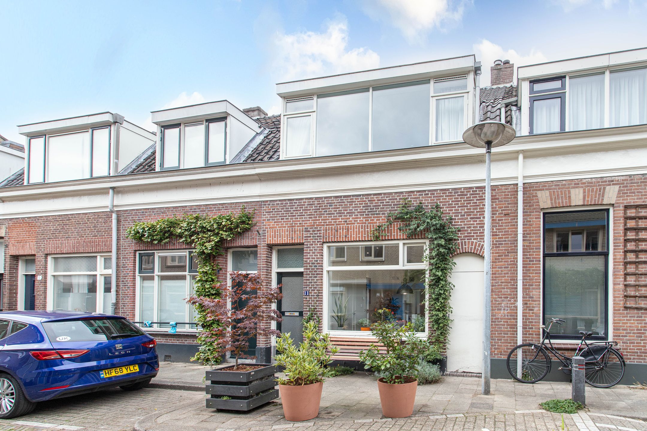 Foto 24 van Hulststraat 11