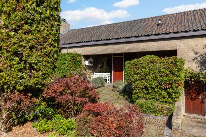 Photo 2 of Van Diepenheim Scheltuslaan 5