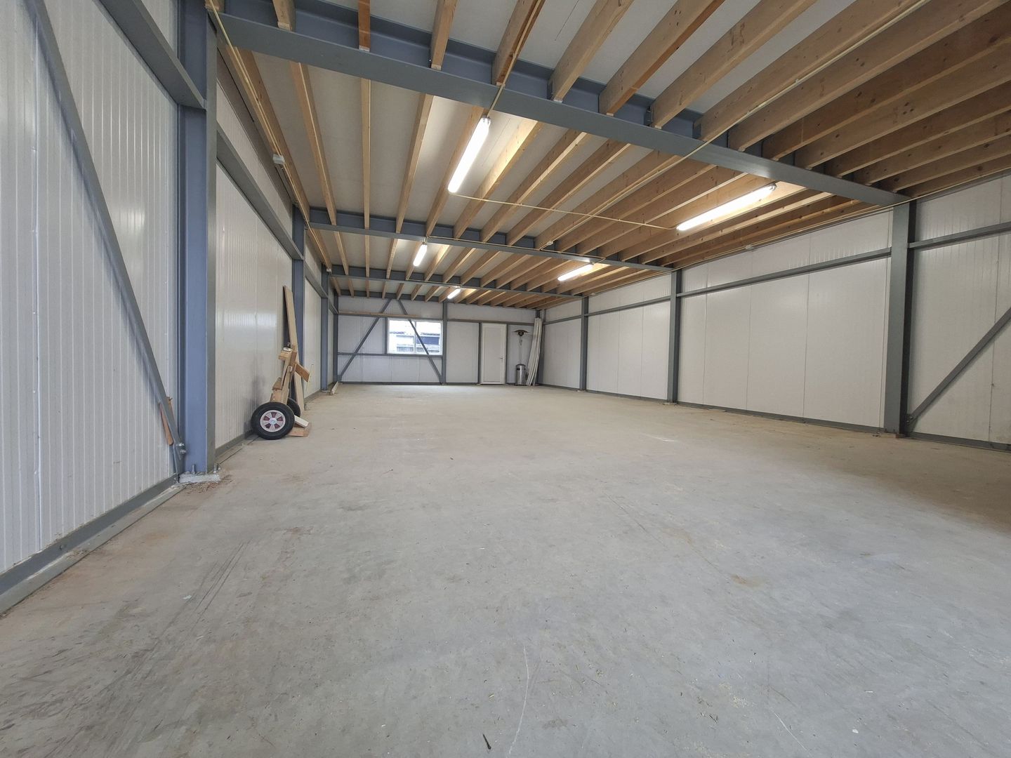 Bekijk foto 3 van Hakgriend 4-A